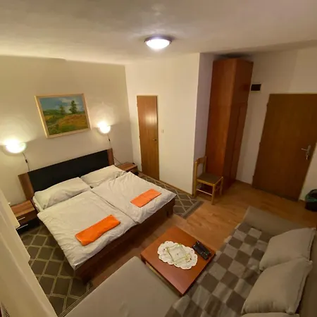 U Adky ゲストハウス